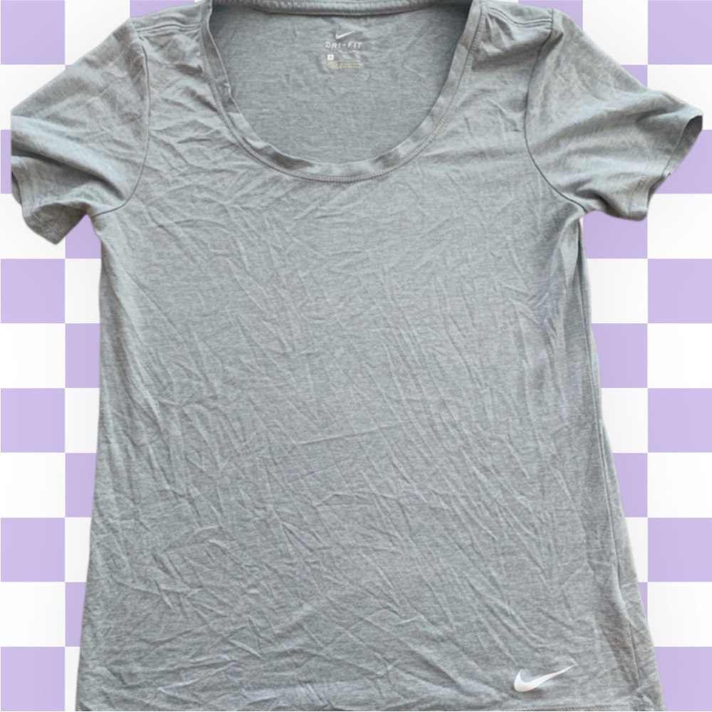 Nike Dri-fit women’s small